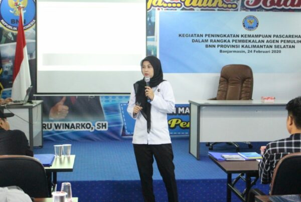 Bidang Rehabilitasi BNNP Kalsel Berikan Pembekalan pada 10 Agen Pemulihan