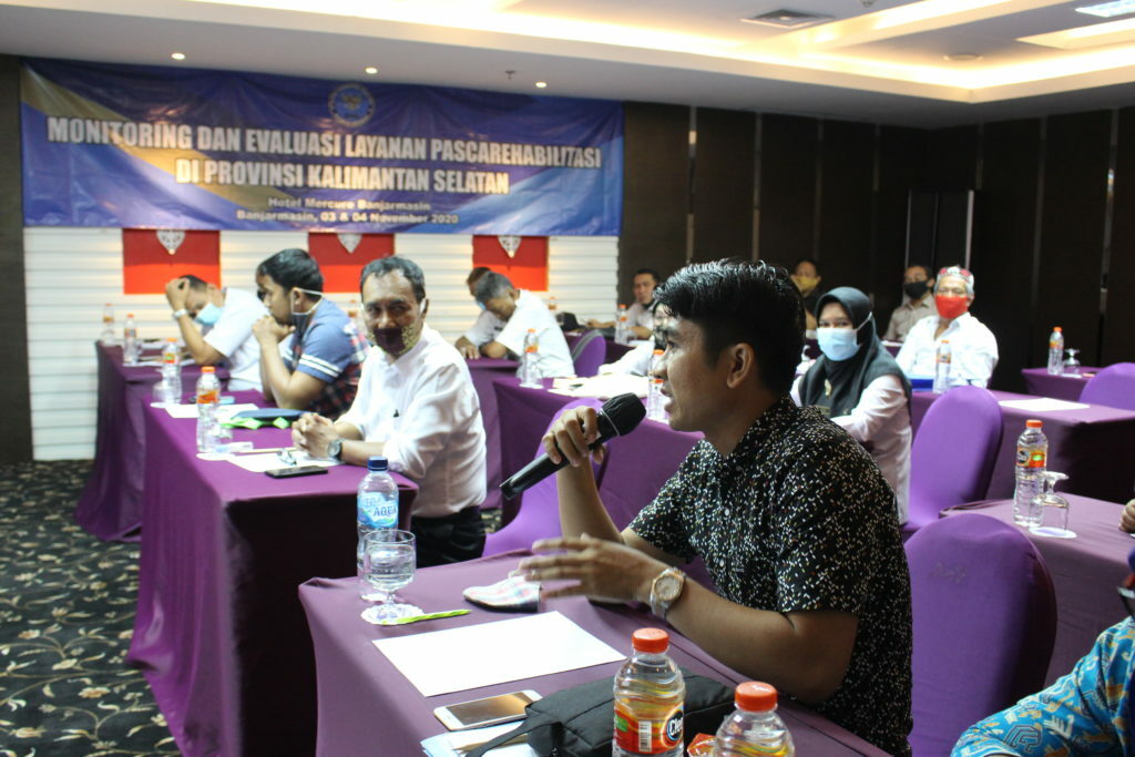 Kepala BNN Provinsi Kalimantan Selatan Membuka Monev Layanan Pasca Rehabilitasi di Provinsi Kalimantan Selatan.