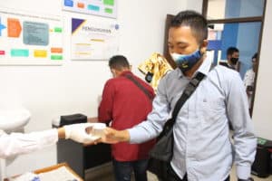 Para Awak Media Mendadak di Tes Urin Saat di BNN Provinsi Kalimantan Selatan
