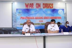 BNNP Kalsel Musnahkan 8 Kilogram Shabuadan Narkotika Nasional Provinsi (BNNP) Kalimantan Selatan (Kalsel) melaksanakan pemusnahan barang bukti tindak pidana narkotika jenis sabu dan ekstasi, Kamis (25/2/2021).