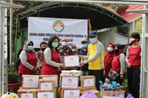 Dharma Wanita Persatuan BNN RI Peduli Korban Bencana Alam di Provinsi Kalimantan Selatan