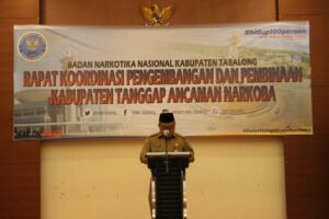 Kepala BNNP Kalsel Membuka Secara Resmi Rapat Koordinasi Pengembangan dan Pembinaan Kabupaten Tanggap Ancaman Narkoba
