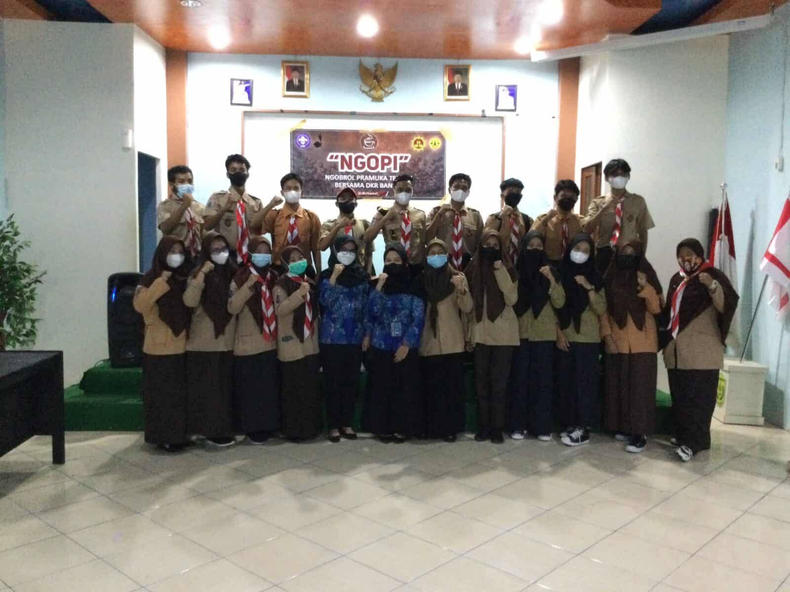 Sosialisasi Bahaya Narkoba dalam rangka NGOPI (Ngobrol Pramuka Terkini) Bersama DKR Banjarmasin Selatan Sosialisasi Bahaya Narkoba dalam rangka NGOPI (Ngobrol Pramuka Terkini) Bersama DKR Banjarmasin Selatan