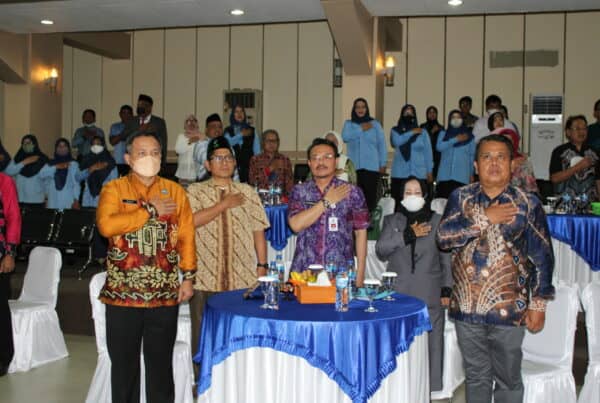 Kepala BNNP Kalsel Hadiri Acara Peringatan Hari Radio Republik Indonesia ke-77 Tahun 2022 Kepala BNNP Kalsel Hadiri Acara Peringatan Hari Radio Republik Indonesia ke-77 Tahun 2022