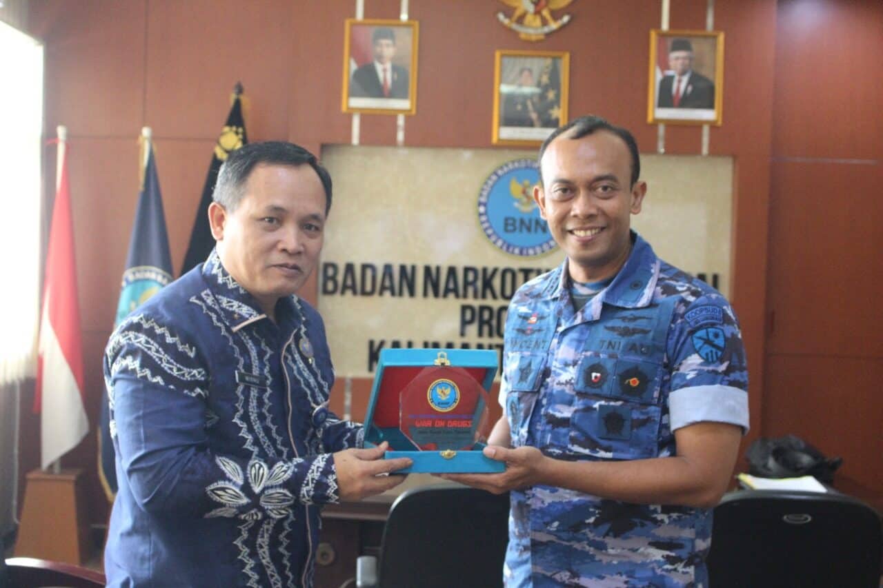 Kepala BNNP Kalsel Menerima Kunjungan Kerja Danlanud Syamsudin Noor Kepala BNNP Kalsel Menerima Kunjungan Kerja Danlanud Syamsudin Noor