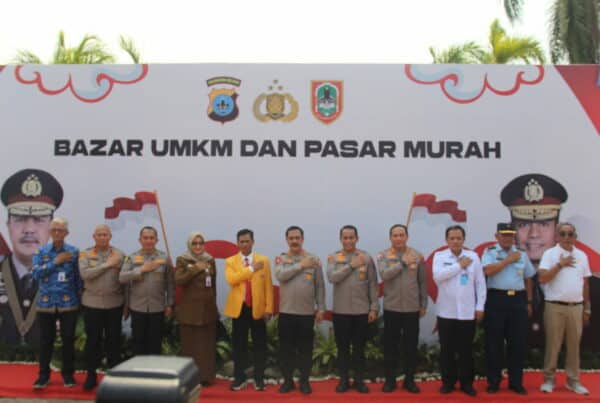Kepala BNNP Kalsel Menghadiri Bakti Sosial Polri Presisi untuk Negeri bersama Masyarakat Kalimantan Selatan Bersama Wakapolri