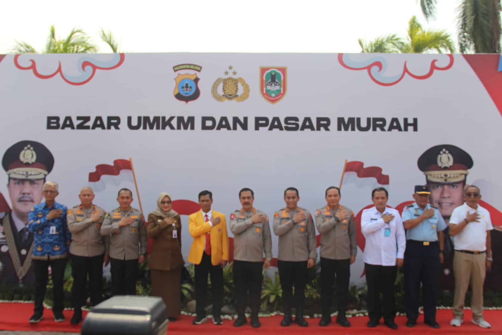 Kepala BNNP Kalsel Menghadiri Bakti Sosial Polri Presisi untuk Negeri bersama Masyarakat Kalimantan Selatan Bersama Wakapolri Kepala BNNP Kalsel Menghadiri Bakti Sosial Polri Presisi untuk Negeri bersama Masyarakat Kalimantan Selatan Bersama Wakapolri
