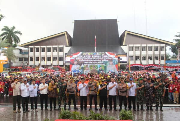 Kepala BNNP Kalsel Hadiri Kegiatan Deklarasi Pemilu Damai dan Bakti Sosial